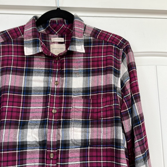 SOLD American Eagle Boyfriend Fit Pink & Blue Flannel - Picture 8 of 9